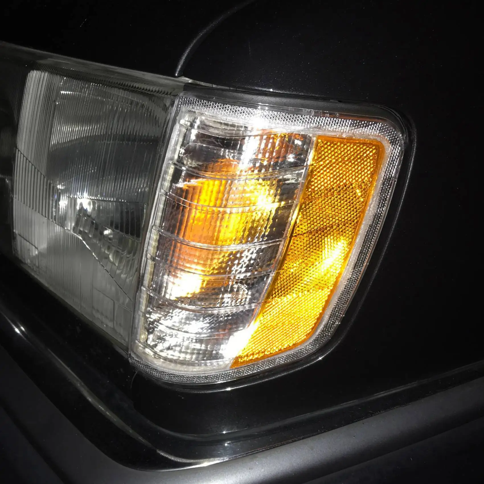 Car Corner Light Front Turn Signal Indicator Lamp for Mercedes Benz E Class W124 1985-1996 1248261243 1248261143