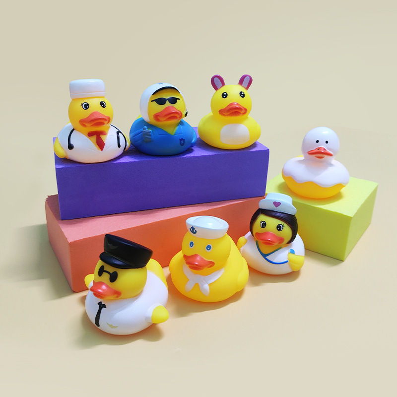 ジープ用のゴム製アヒルの品揃え、バルクのアヒルの品揃え、子供用のミニアヒル、誕生日プレゼント用のおもちゃ、パーティーの記念品、1個