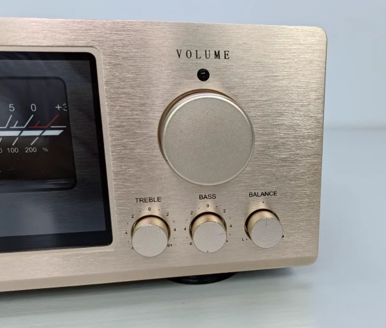 Refere to Accuphase C-2860 Plus Fully Balanced Pre amplifier HiFi High Temperature Pre amplifier
