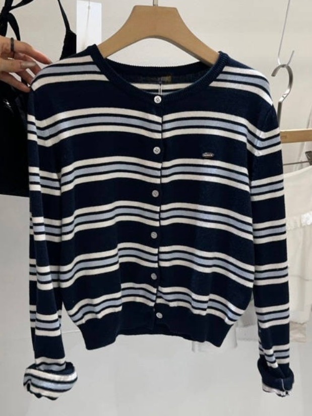 Cardigan Clássico t de Primavera Novo com Decote Redondo e Botões, Design em Cores Suaves para Mulheres