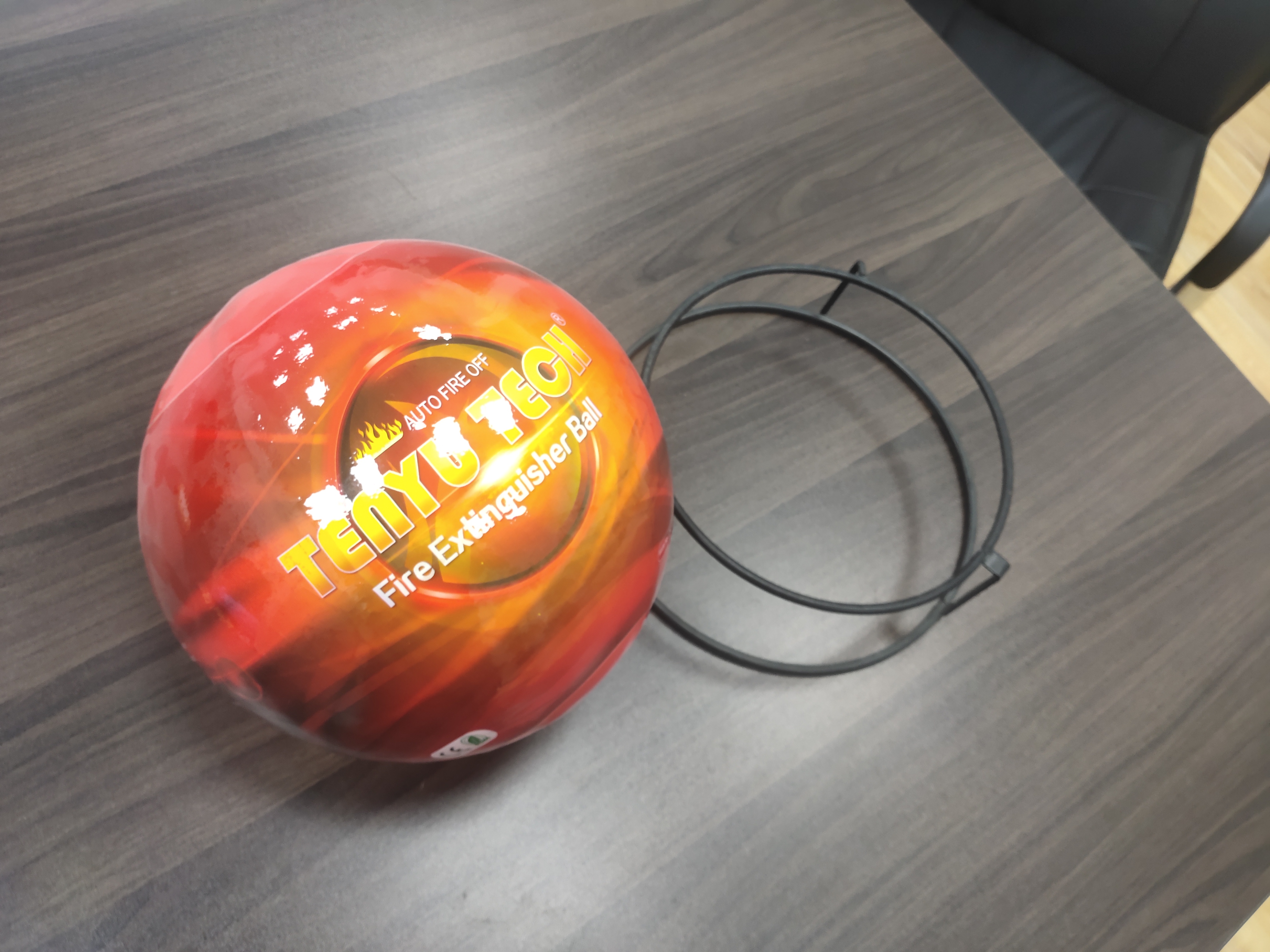 Fire Extinguisher Ball Automatic Dry Powder Home Fire Suppression Device Car Fire Extinguisher For Cars 6KG With Mount Bracket