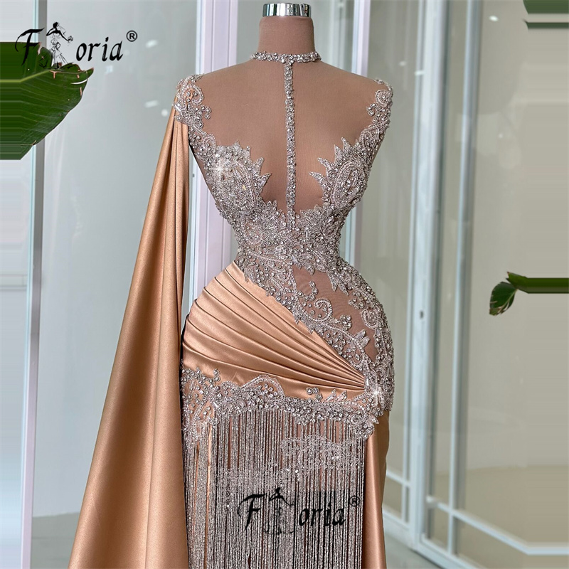 Luxus Champagner hand gefertigte Perlen Satin formale Promi Party Kleid Dubai schwere Kristall Quaste Abendkleid Vestido de Casamento