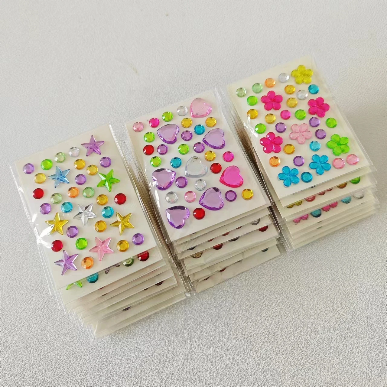 ミニハートダイヤモンドステッカー梅の花スターカラーアクリルフラワーステッカーメイクアップアイパッチ子供10枚