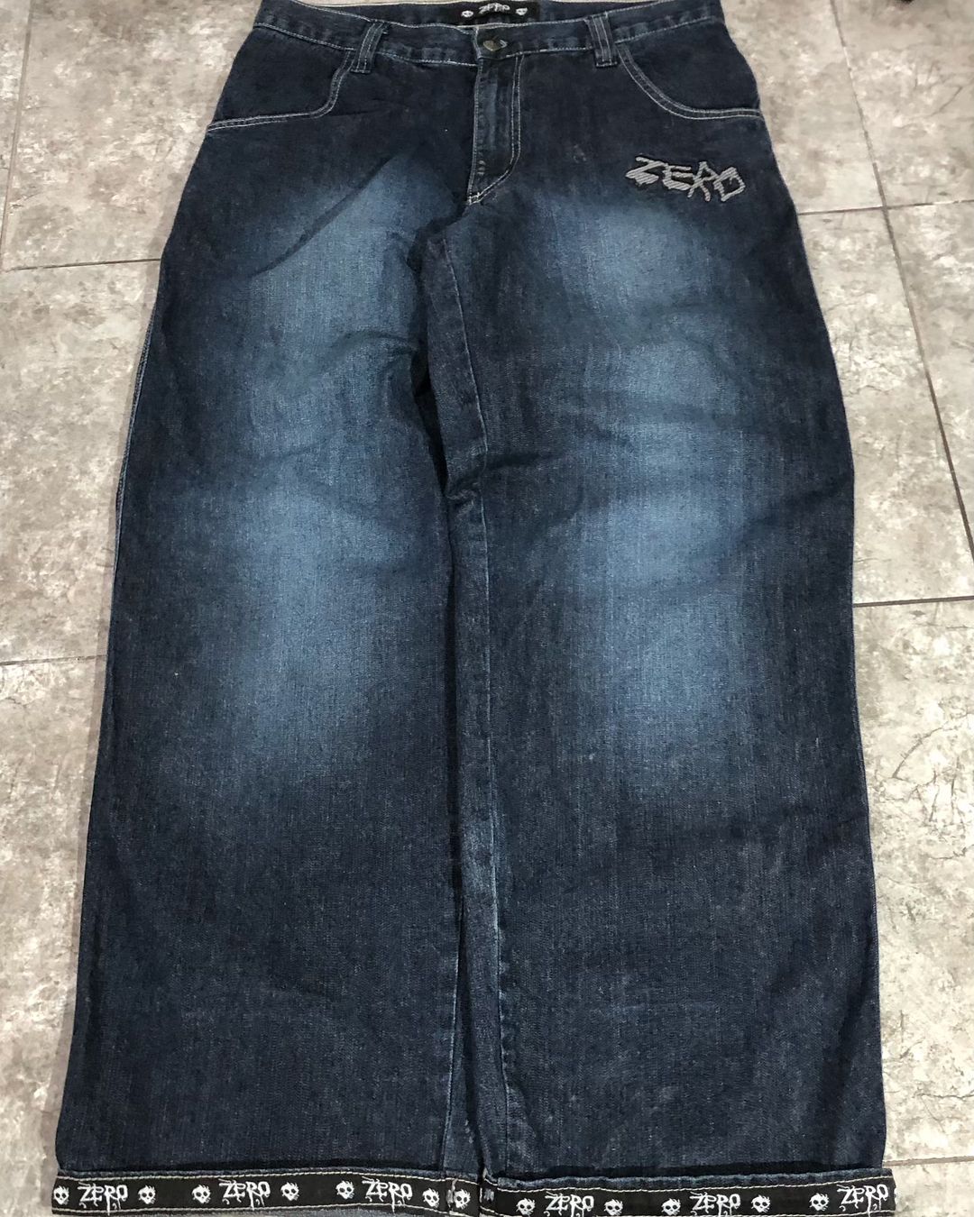 Retro Y2kกางเกงHip Hop Gothขนาดใหญ่SkullรูปแบบBaggyกางเกงยีนส์ขากว้างต่ําเอวกีฬาสเก็ตบอร์ดDenimกางเกงStreetwear