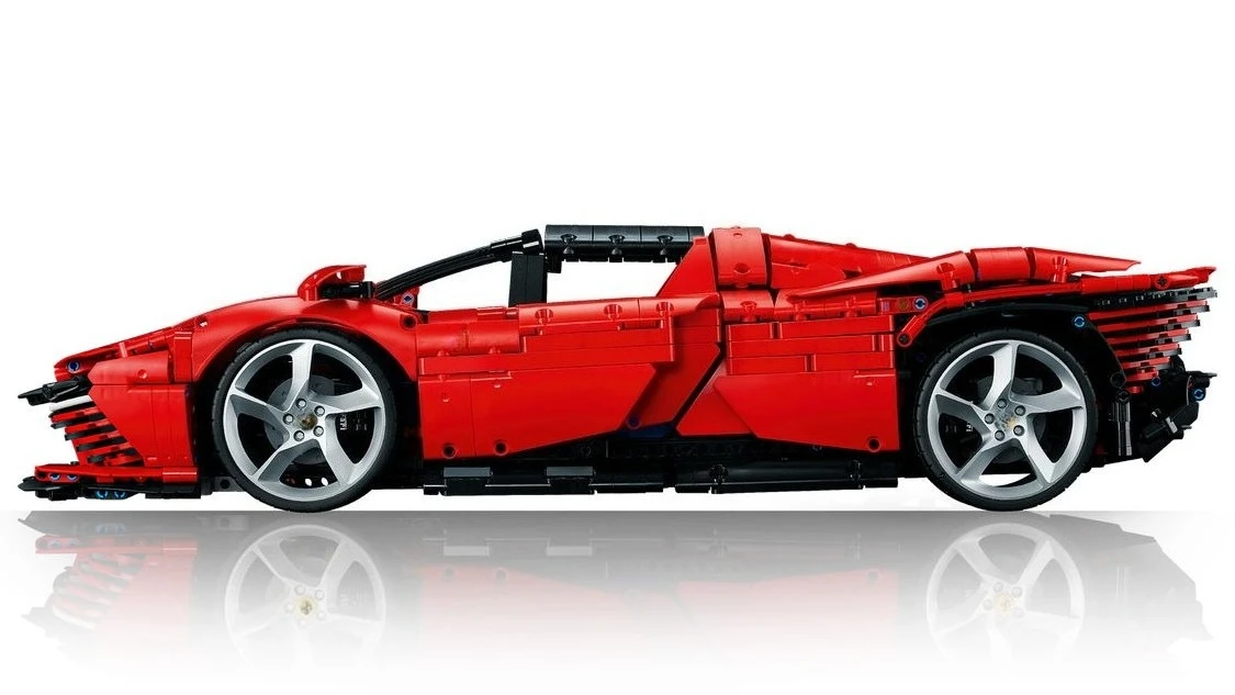 Red Sports Car Model 42143 Building Blocks Sets Compatible with Legoed Particles Suitable for Christmas Gifts 3778pcs