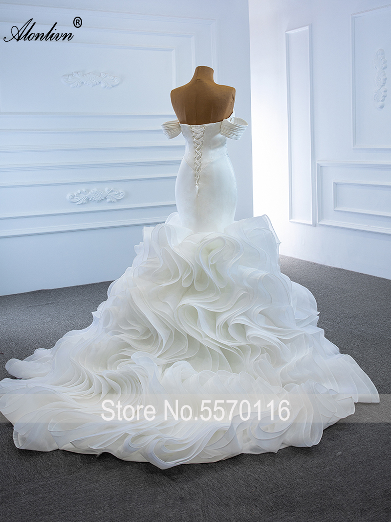 Alonlivn Real Photo Sweetheart Mermaid Weddind Dress con abiti da sposa a tromba con maniche a balze arricciate a strati