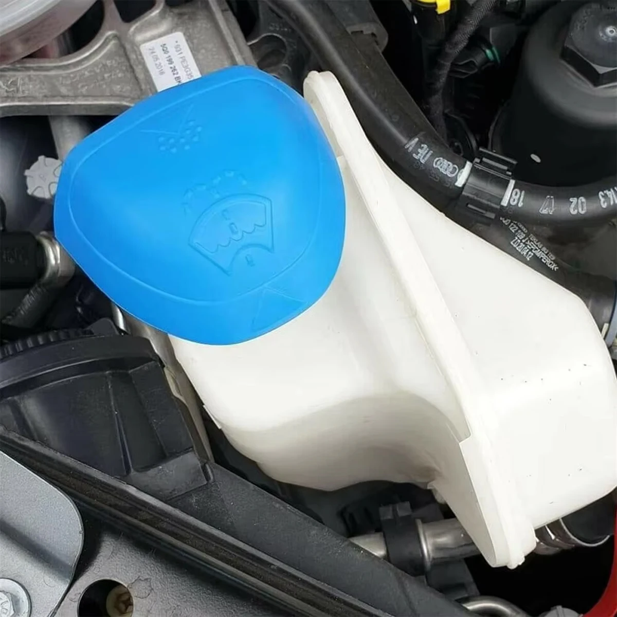 1pc tampa da arruela do carro acessórios do limpador de vidro do pára-brisa tanque limpeza spray garrafa para skoda 6v0955485 000096706