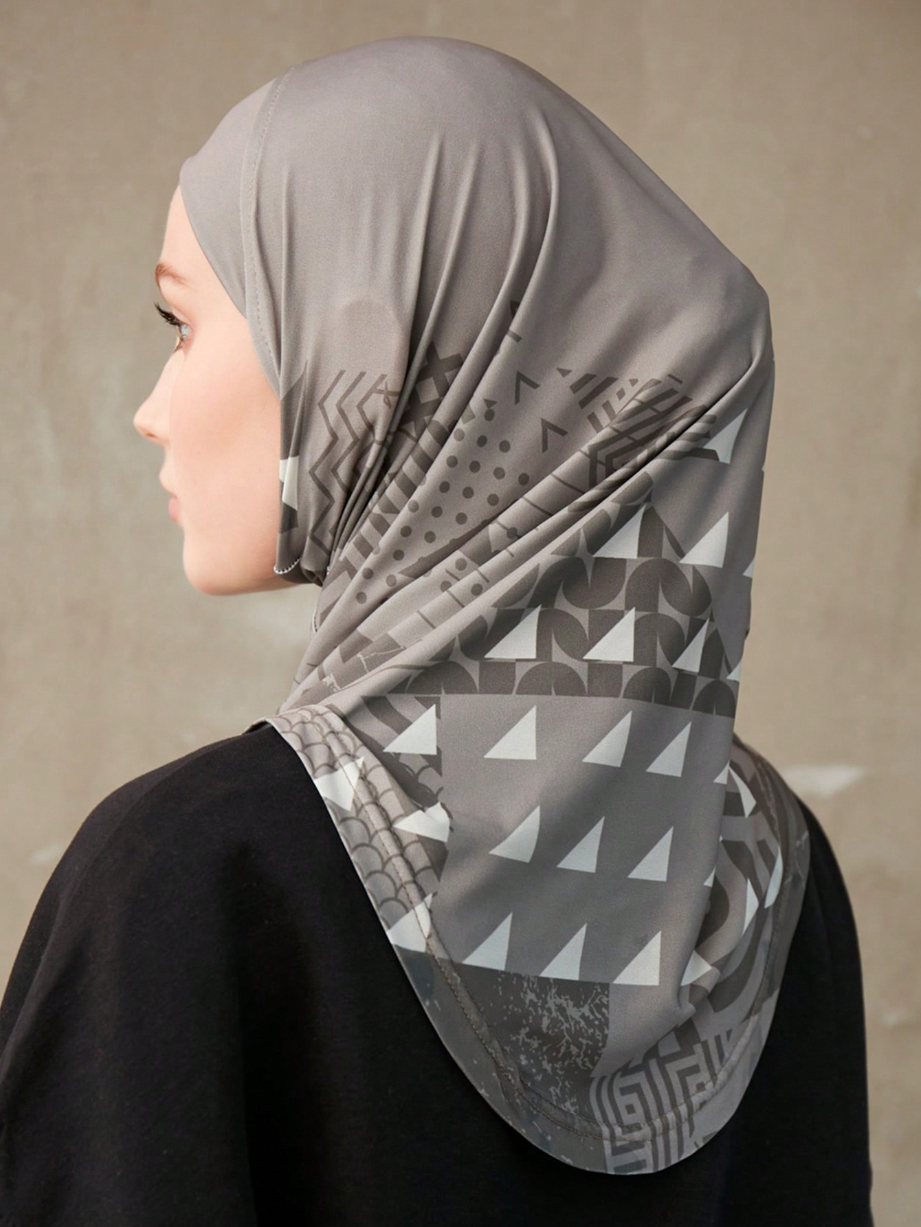 Sportowy muzułmański wewnętrzny hidżab damski geometryczny wzór z nadrukiem natychmiastowy turban dla pań opaska na głowę z pałąkiem na głowę Model nagłówka