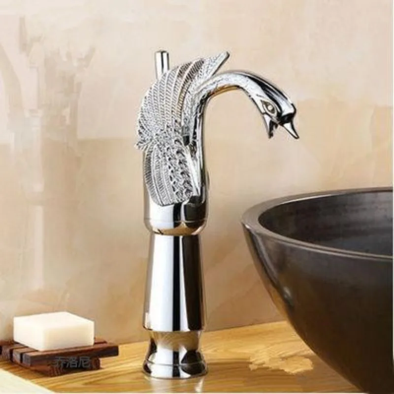Grifos de lavabo de cisne alto, grifos mezcladores de baño de lujo, grifos de latón caliente y frío, grifo chapado en oro de un solo orificio