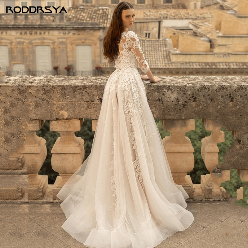 Roddrsya Vintage Brautkleid U-Ausschnitt 3/4 Spitzen ärmel Brautkleider Applikationen Sweep Train Boho Vestidos de Novia angepasstRODDRSYA Vintage Brautkleid U-Ausschnitt 3/4 Spitze Ärmel Brautkleider Applikationen Swe