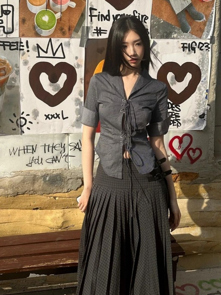 HOUZHOU-Blusas coquetas Vintage para mujer, ropa de calle Punk de estilo coreano, estampado a rayas, vendaje calado, camisas ajustadas 2024 Y2k