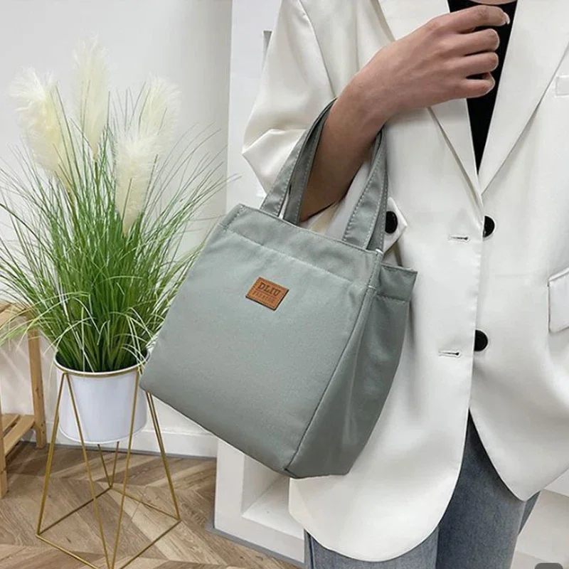 Bolsa Bento Simple de gran capacidad para salir y tomar el almuerzo para trabajar, bolsa de almuerzo con aislamiento de papel de aluminio, bolso de mano 2025