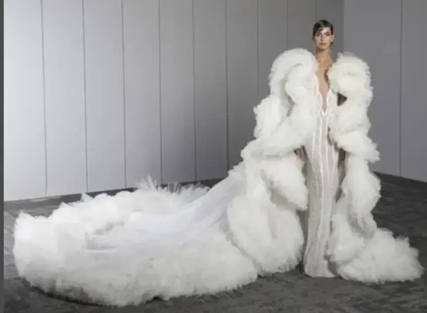 高級完全ロングドレスフリルケープチュールマント結婚式の服装ファッションステージマントカスタムパーティーウエディングドレス