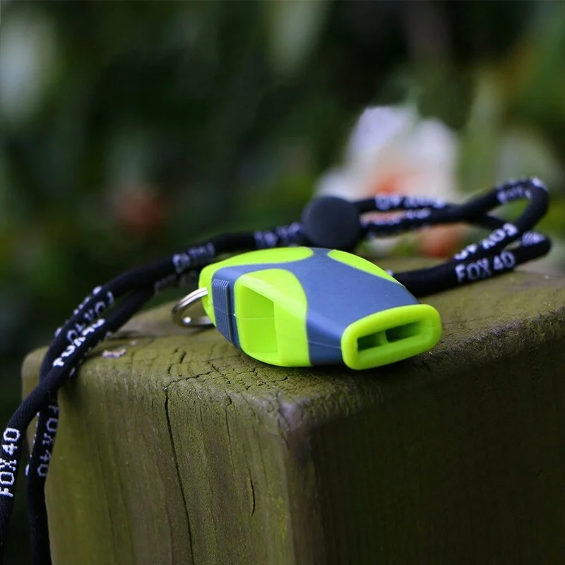 審判ホイッスル クラシック ABS 種なしホイッスル 最大応援魚口ホイッスル サッカー バスケットボール アウトドア サバイバルホイッスル