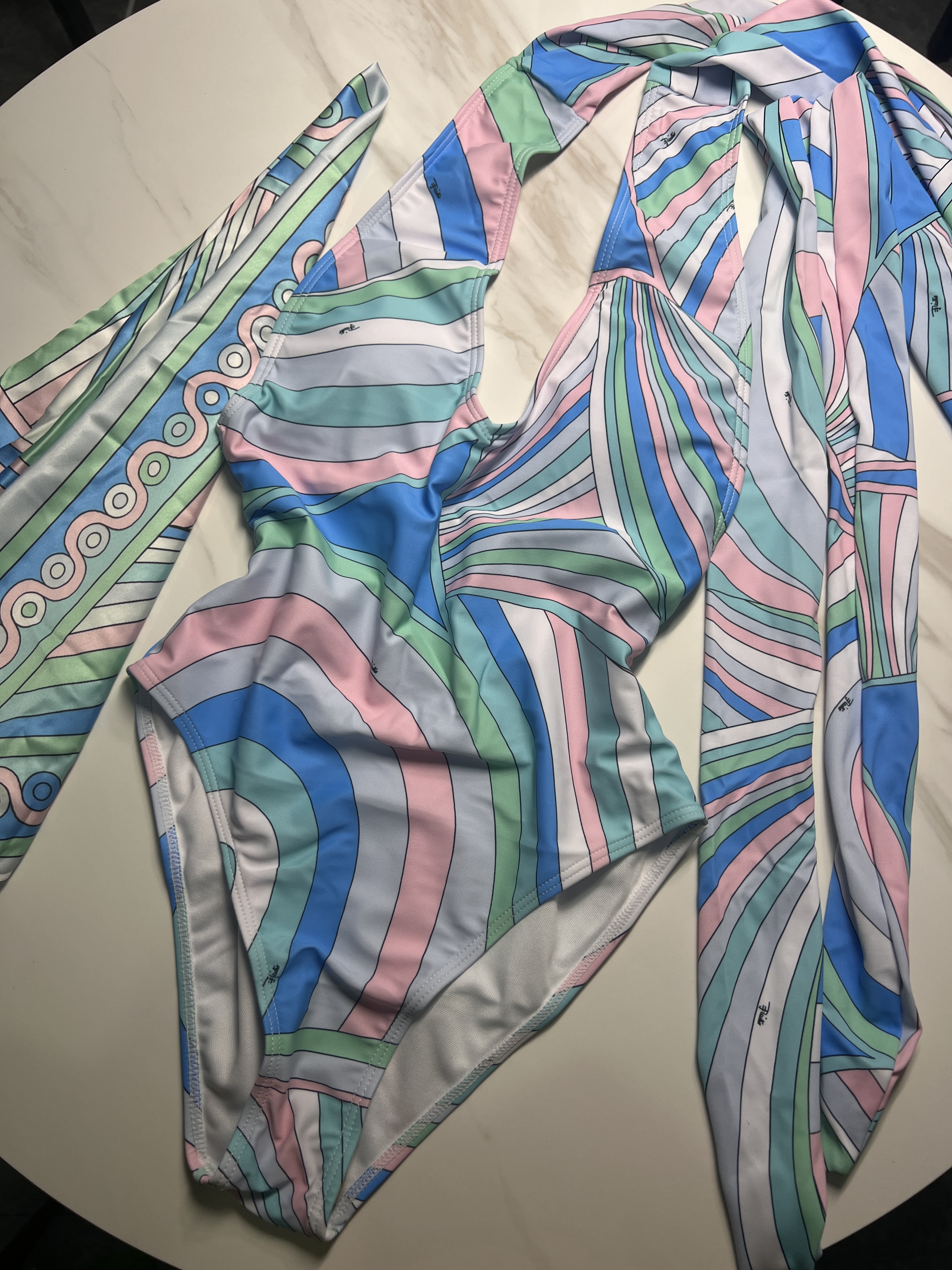 2025 ストライプビキニスカーフビーチウェア女性水着スリーピース水着 Tバック水着