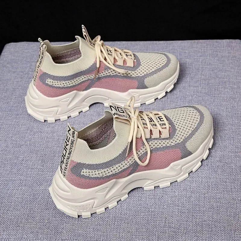 2025 primavera nuevos zapatos para correr ultraligeros zapatos deportivos de mujer zapatos casuales ligeros de suela blanda transpirables antideslizantes de malla
