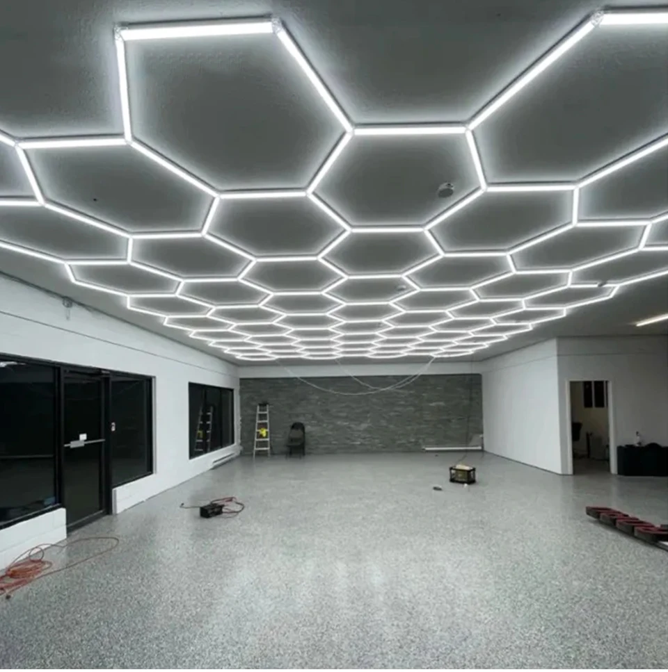 Luz Led de panal para garaje, lámpara Led hexagonal, iluminación de techo de tubo para taller de reparación de carrocería de coche personalizado