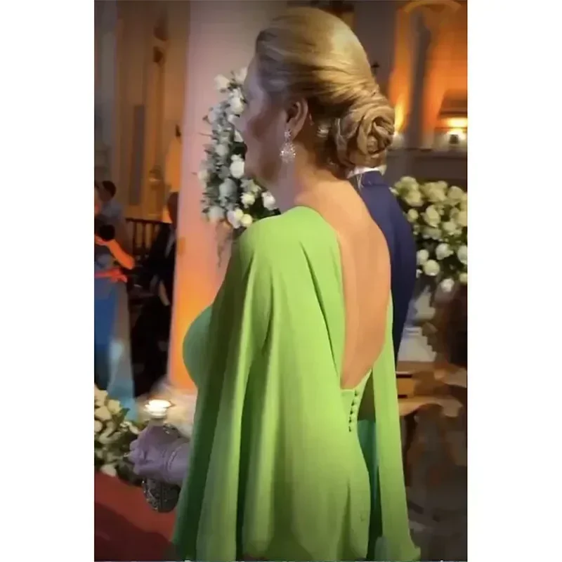 ที่กําหนดเองElegantสีเขียวชีฟองชุดเจ้าสาวชุดราตรีGowns Backlessงานแต่งงานอย่างเป็นทางการOcnพรหมชุด