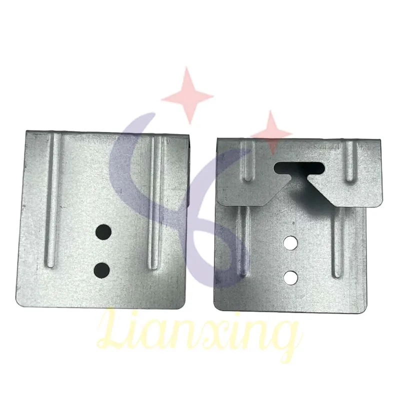Un paio di ganci OEM metal fabrication staffa di piegatura in lamiera staffe A specchio in metallo parti A specchio in alluminio