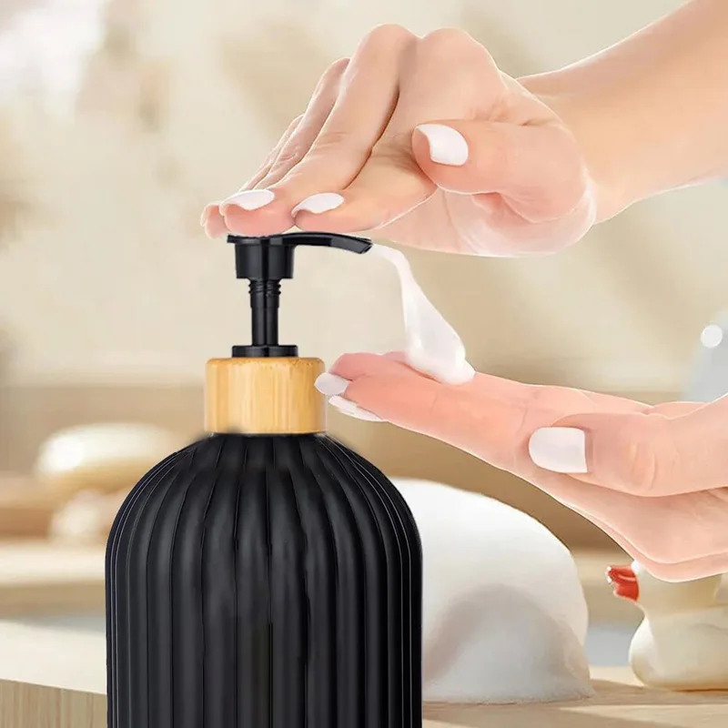 Strip Soap Dispenser com Bomba de Bambu, Garrafa Recarregável, Shampoo Condicionador, Loção, Lavagem Corporal, Recipiente Vazio para Banheiro, 500ml