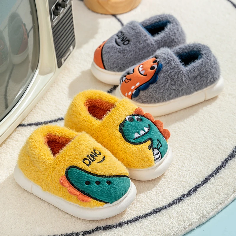 เด็กการ์ตูนไดโนเสาร์เย็บปักถักร้อยรองเท้าแตะ Plush Soft Sole Non-SLIP ฤดูหนาว WARM ชายหญิงในร่มบ้าน Heel Wrap รองเท้าผ้าฝ้าย