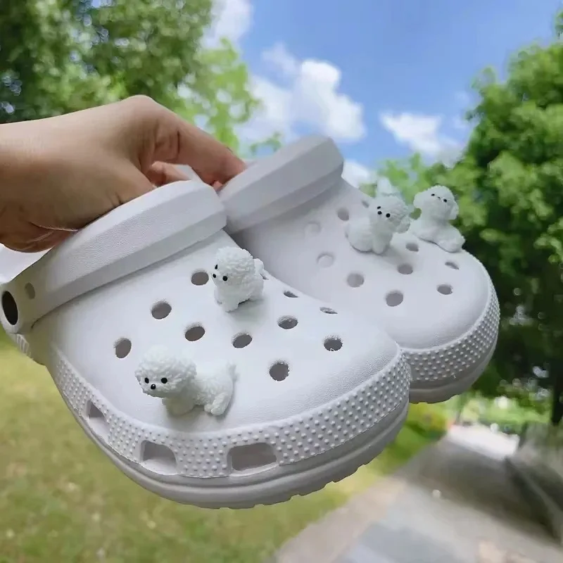 3D 귀여운 강아지 신발 장식 펜던트 미니 귀여운 비숑프리제 강아지 피규어 DIY 탈부착 가능 클로그 샌들 비치 파티 선물