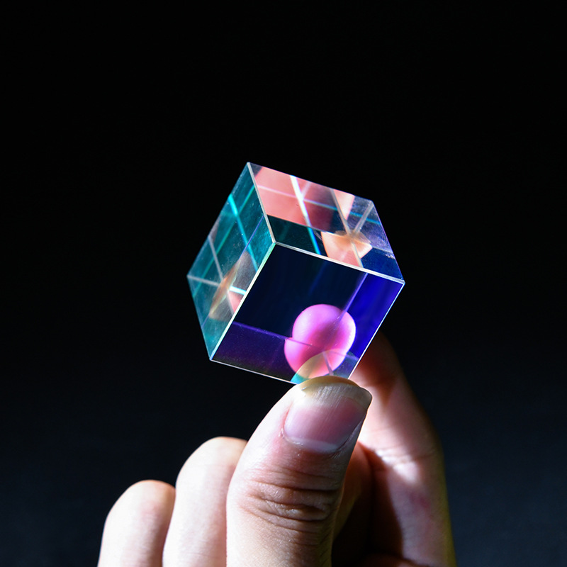 1pcs Science Magic Prism Cube 20mm Hexahedral Crystal Magic Cmy Cube 3D Color Cube Prism For Photography