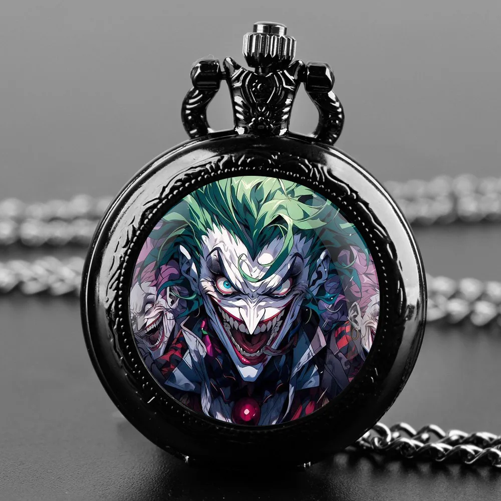 Orologio da tasca al quarzo con cupola in vetro a tema Joker Quadrante classico con numeri arabi con catena resistente per uomini Regali creativi