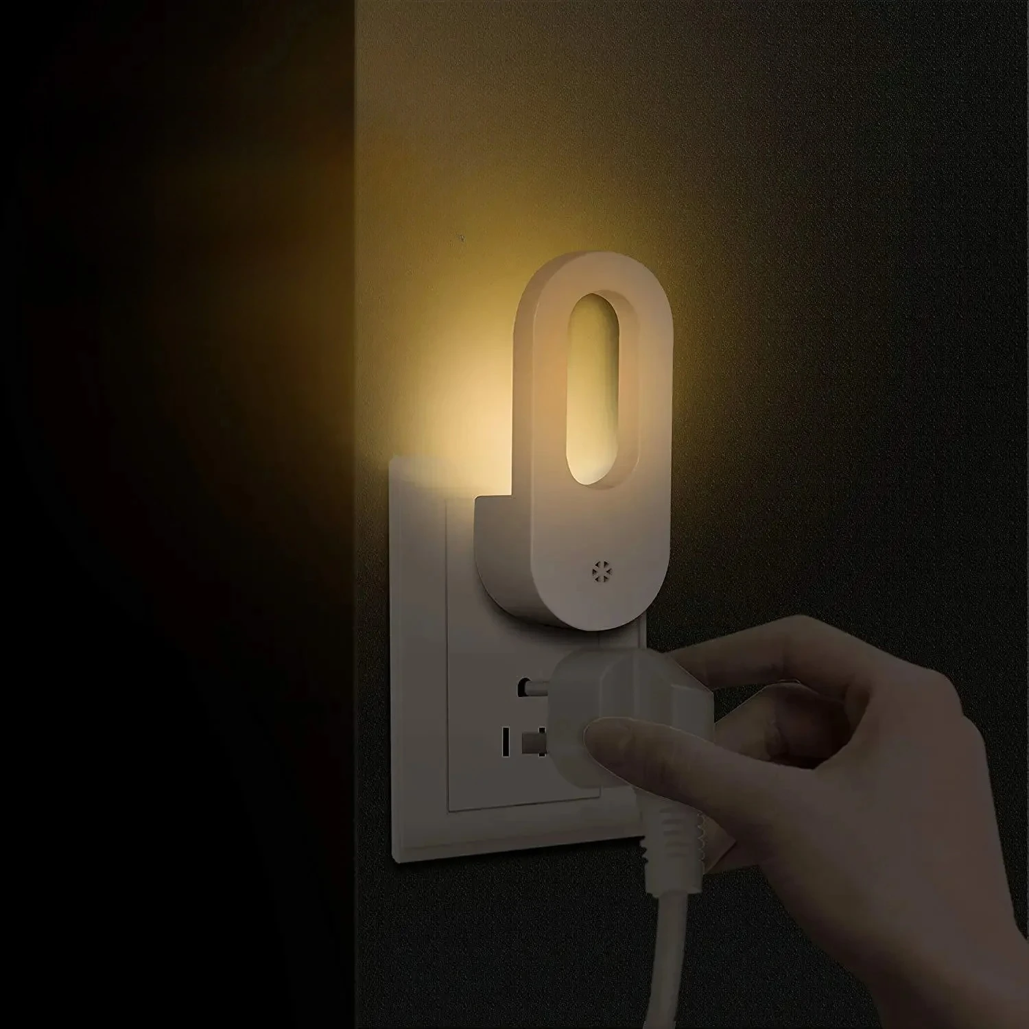 Lampada da notte con spina a LED Lampada da presa a muro UE/USA con sensore crepuscolare Lampada da notte a risparmio energetico per camera dei bambini Lampada bianca calda