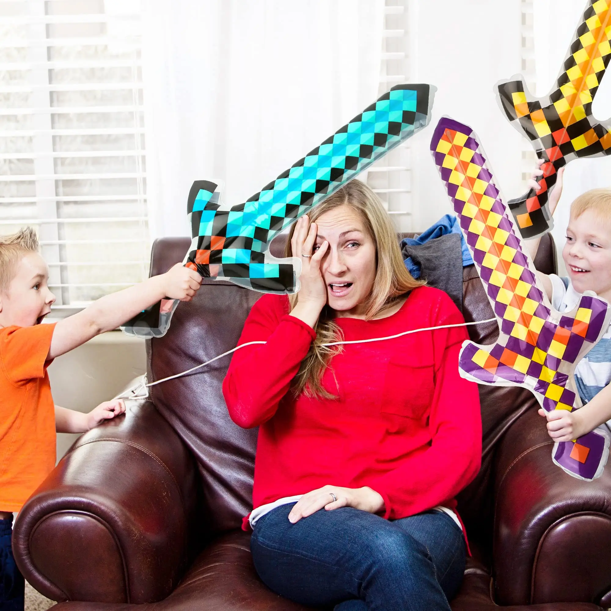 Espadas inflables para manualidades de píxeles, espadas inflables, armas inflables, favores de fiesta de píxeles para niños, Carnaval de Halloween, 4 colores
