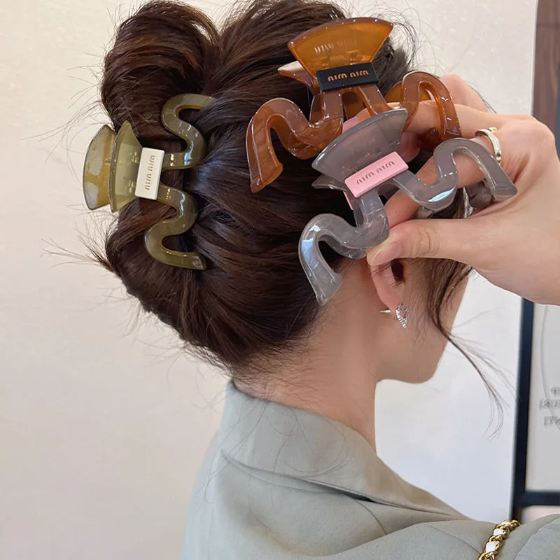 Korean Female Acrylic Transparent Jelly Grab Clip Hair Crab Ponytail Braid Claw Sweet Female Hair Clip Hair Accessories