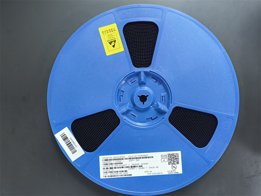 W25Q16JVSSIQ В наличии 100% оригинал, новый