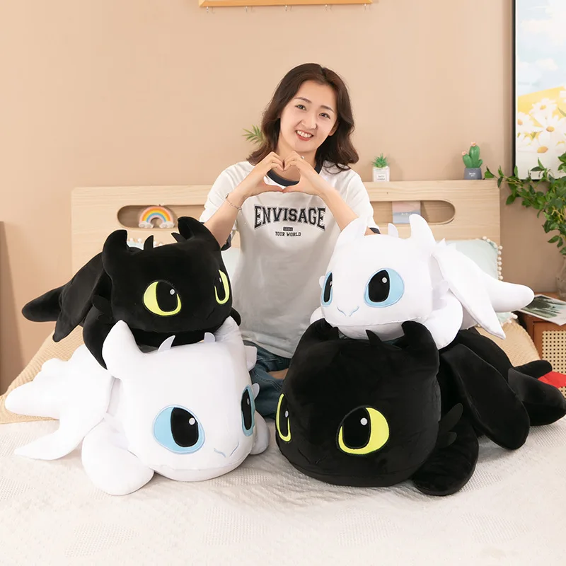 Bonita cojín relleno sin dientes, almohada trasera de felpa de dragón de furia ligera, cojín de Furia nocturna biónica de acción de dibujos animados, decoración de habitación