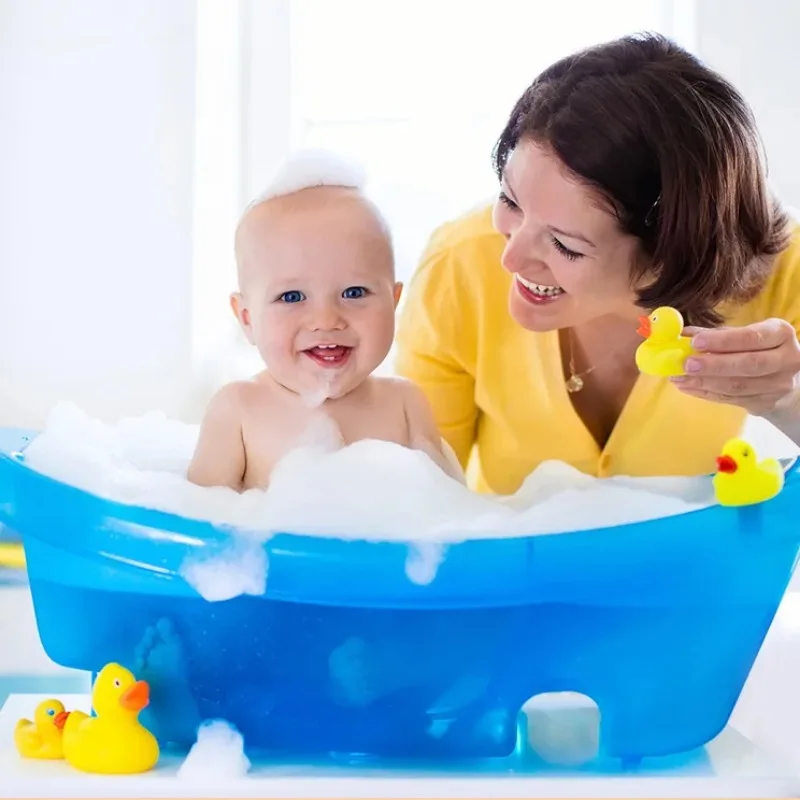 เด็กทารกน่ารักเด็ก Squeaky เป็ดยาง Bath ห้องอาบน้ําน้ําสนุกเกมเล่นทารกแรกเกิดเด็กชายหญิงของเล่นเด็ก