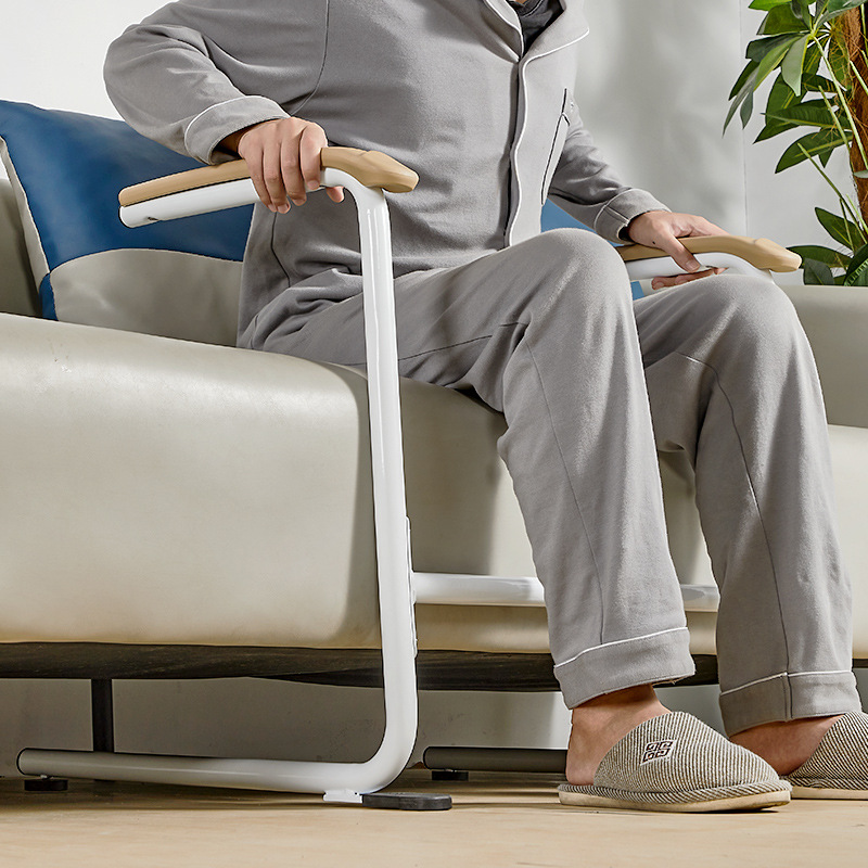 Aluminium verstelbare leuning aan het bed Hoogwaardige toiletveiligheidsbeugel Anti-tip banksteunhandgreep Antislip badkamerhulpframe