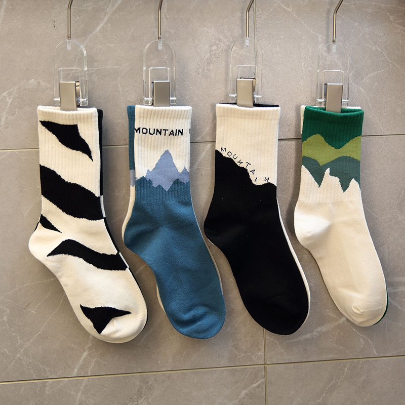 1/4 paia di calzini a tubo medio da donna dal design asimmetrico che assorbono il sudore, traspiranti, morbidi e confortevoli, per coppie, calzini sportivi per il tempo libero