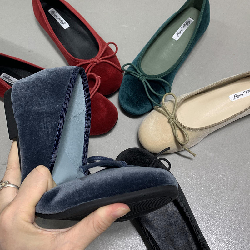 Sepatu balet flat wanita sepatu dansa Butterfly-knot sol lembut mode merah 2024 sepatu datar wanita dengan sepatu Lolita
