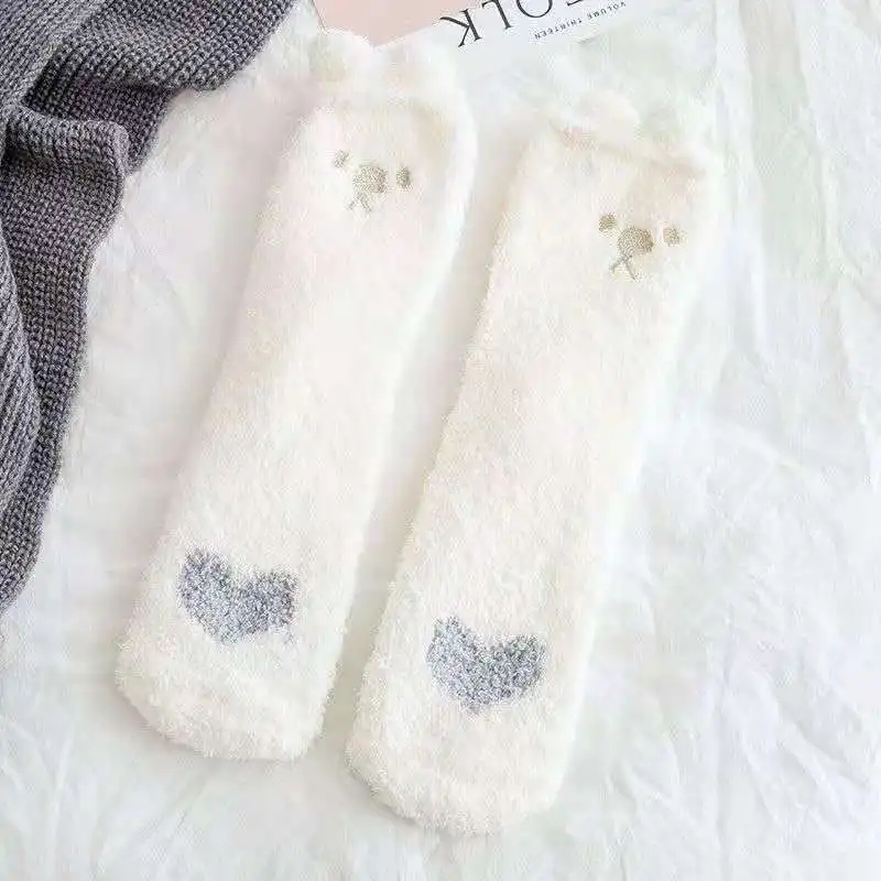 5 paia di calzini caldi e sfocati con animali dei cartoni animati, calzini caldi in pile corallo di lunghezza per l'inverno, calze e calzetteria da donna