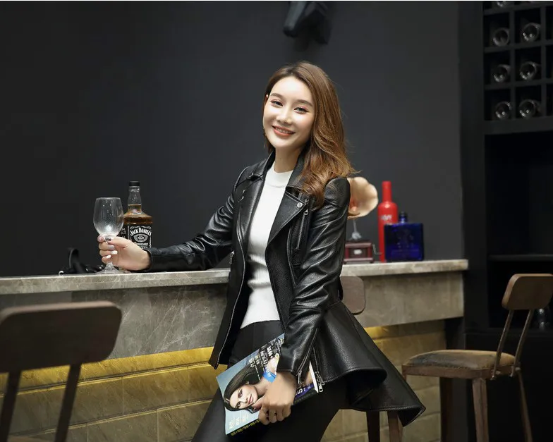 หนังFaux Biker JacketหญิงStreetwearแขนยาวสาวTailcoatเสื้อผ้าผู้หญิงขนาดใหญ่สีดําPUหนังCoat Moto Jacket