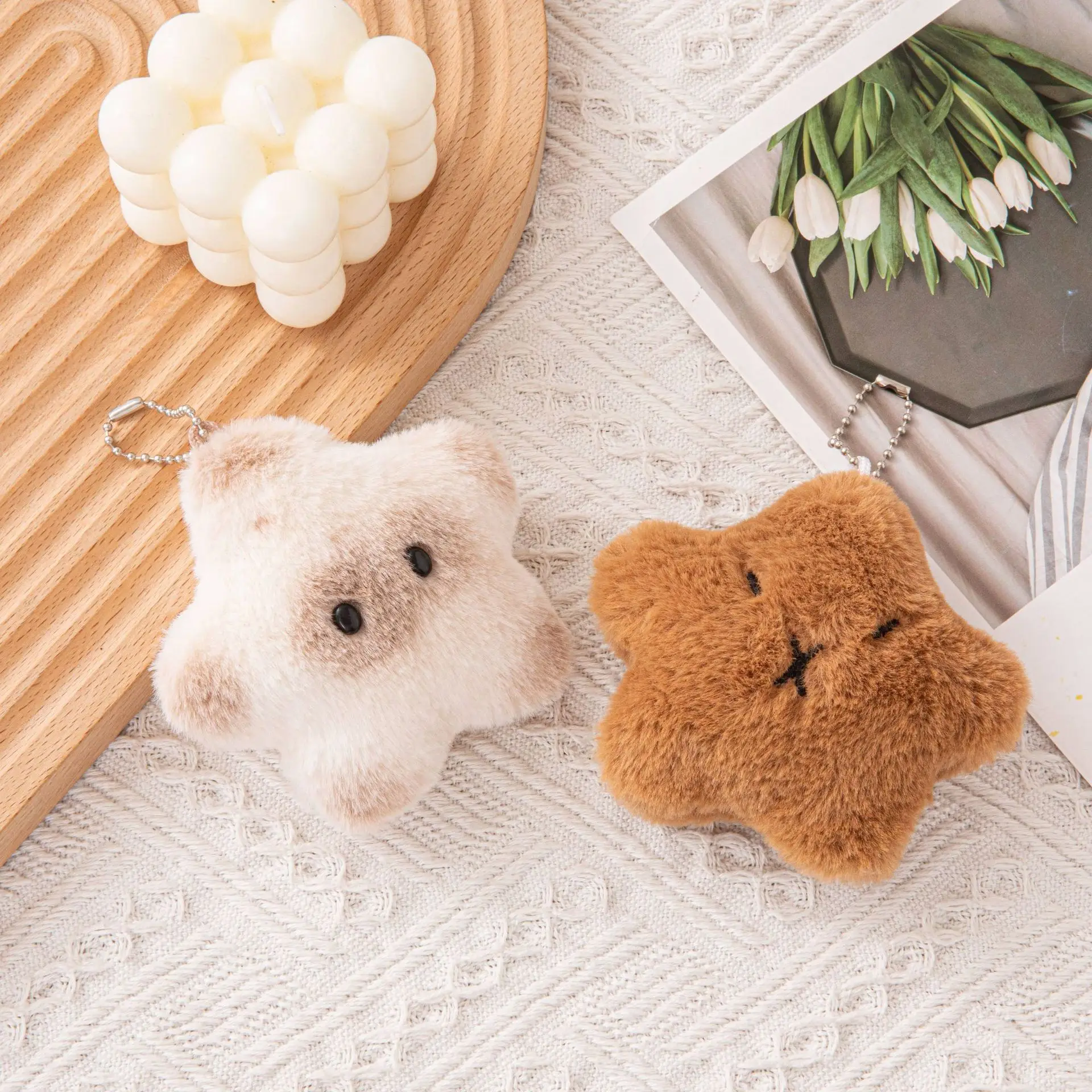 Criativo macio animal de pelúcia capivara boneca de pelúcia estrela rangido brinquedo dos desenhos animados saco pingente chaveiro mochila saco do carro chaveiro
