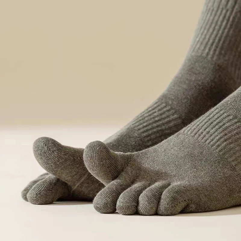 5 par/lote calcetines de cinco dedos para hombre Otoño/Invierno calidez 100% algodón Color sólido calcetines deportivos con punta abierta Anti-olor calcetín con punta Harajuku