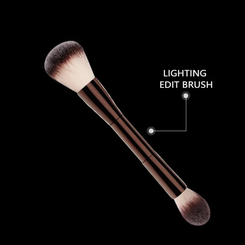 Brocha de maquillaje de doble cabezal, pelo de fibra suave, resalta y diseño de moda, brocha facial versátil para una aplicación precisa