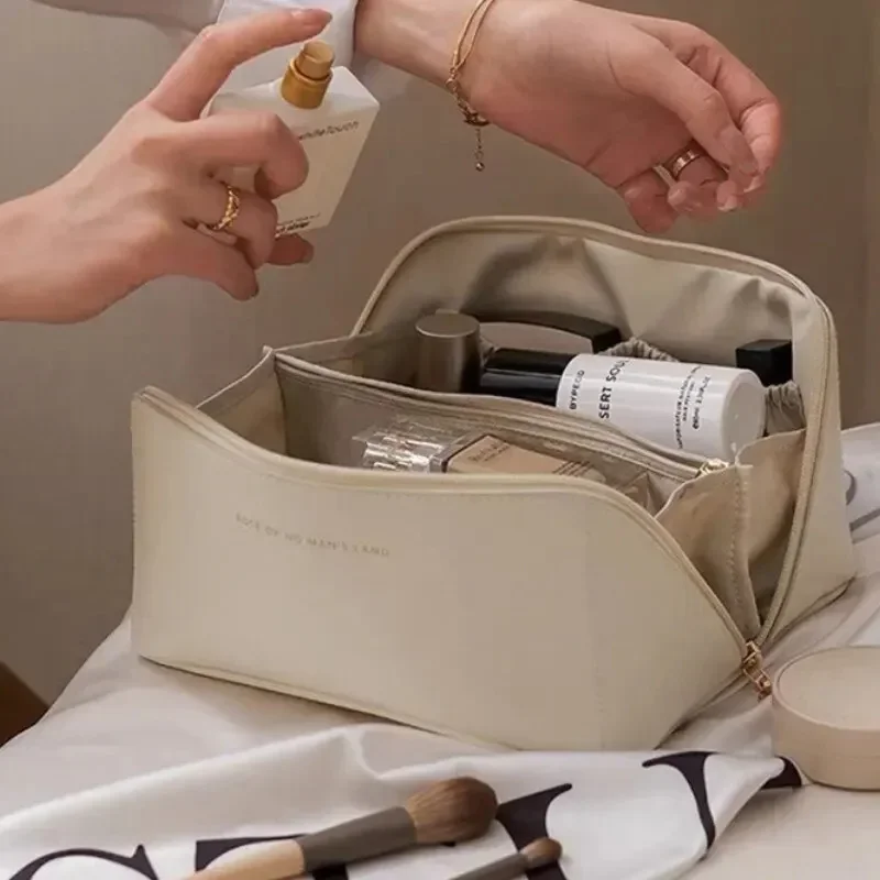 Borse per cosmetici da viaggio di grande capacità in pelle PU portatili alla moda Borsa per trucco Borsa per il lavaggio multifunzione da bagno impermeabile da donna