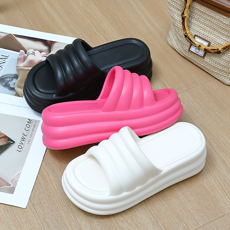 รองเท้าแตะแพลตฟอร์มหนาสำหรับผู้หญิง Comfort ฤดูร้อนพื้นรองเท้านุ่มรองเท้าแตะรองเท้าแตะชายหาดสไลด์พื้นหนาของผู้หญิงกันลื่น