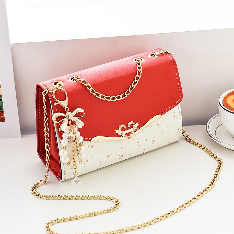 แฟชั่นอินเทรนด์สุภาพสตรีCrossbodyกระเป๋าสี่เหลี่ยมเล็กกระเป๋าสะพายไหล่Cross Squareพู่จี้เลื่อมประดับPUโพลีเอสเตอร์