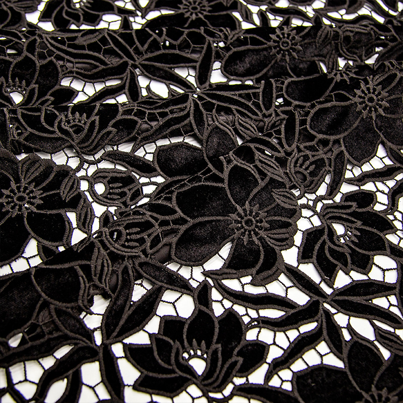 新しいベルベットレース黒レーザー切断刺繍ミルクシルク生地女性のためのエッジボーダー服宣言縫製による 2 ヤード