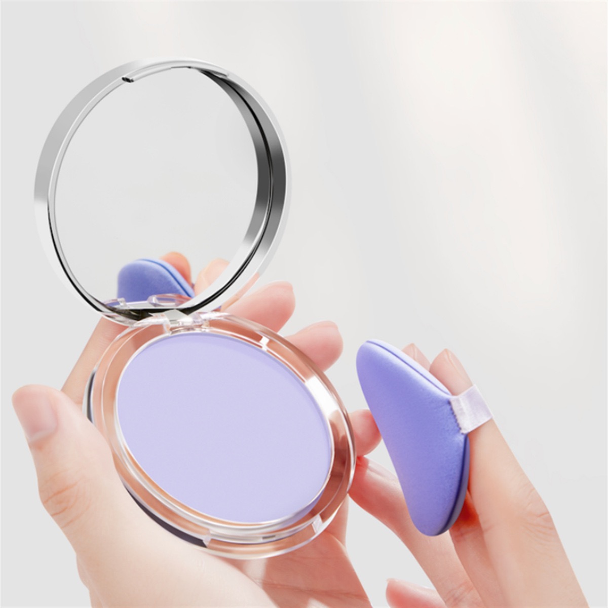 1PC Candy Bella Violet Crema in polvere Pelle delicata sulla pelle Viso naturale Cosmetici in polvere snellente per il controllo dell'olio a lunga durata