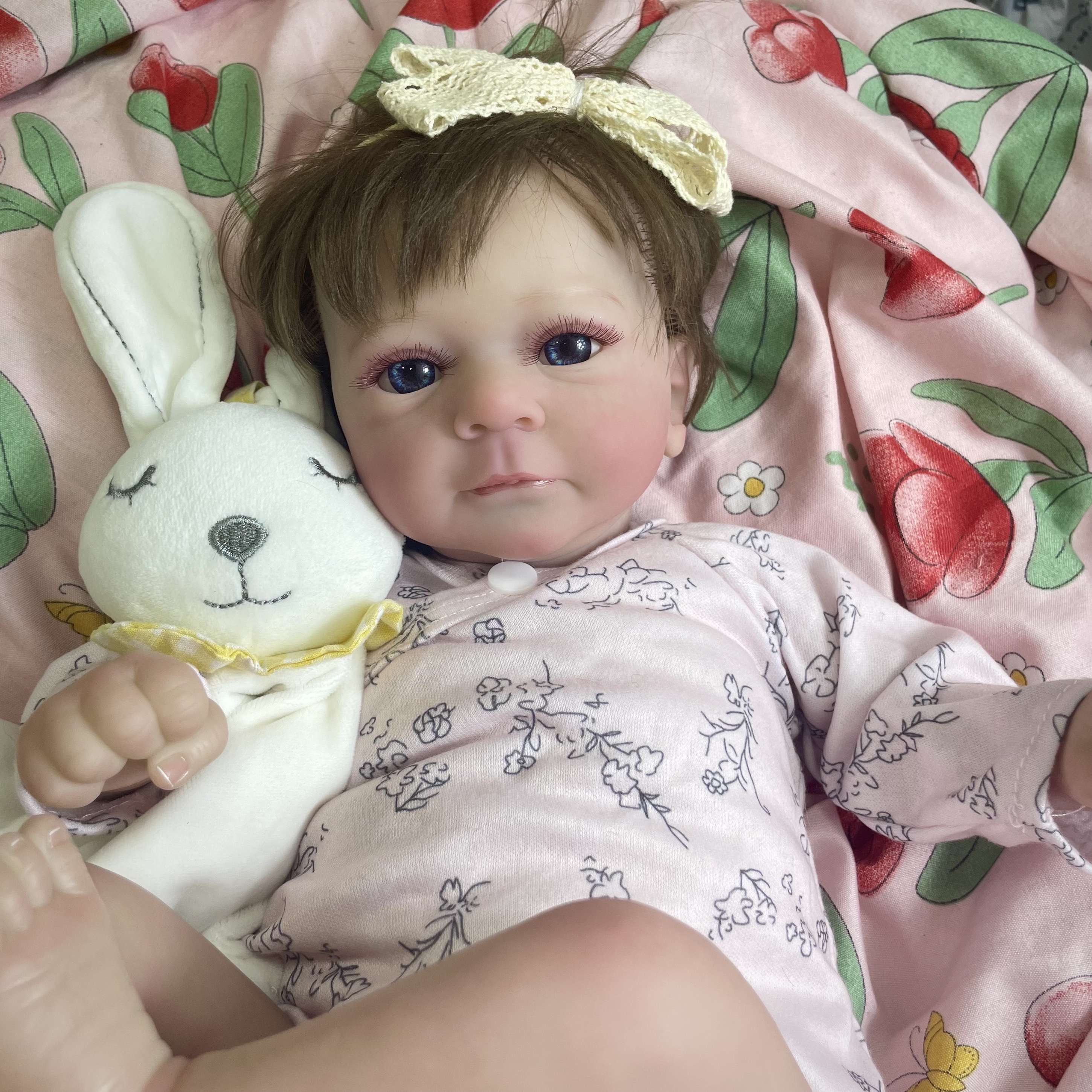 18 インチリアルな完成したリボーン人形フェリシアシリコーンビニールまたは布人形愛らしい新生児女の子誕生日クリスマスギフトおもちゃ