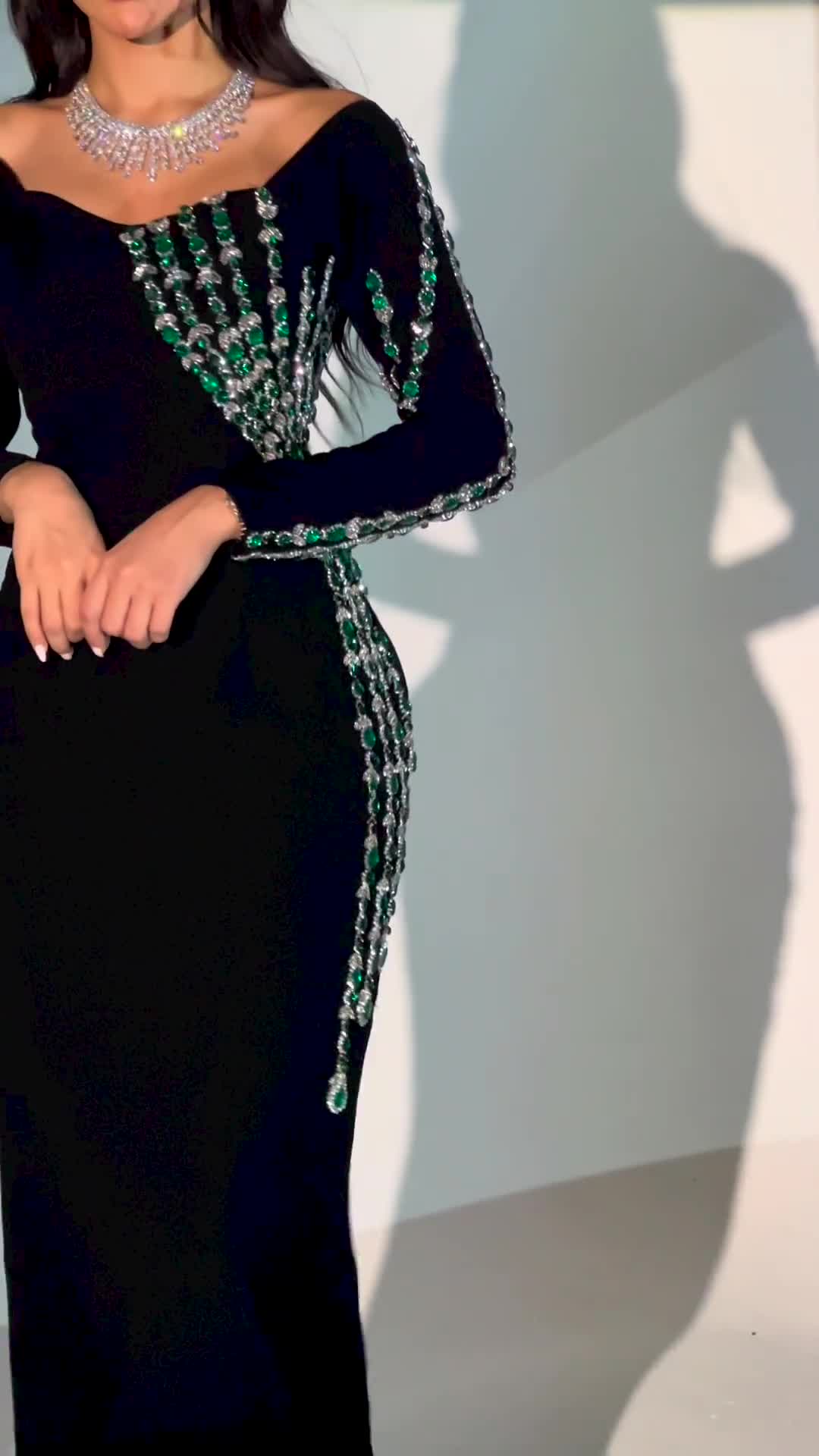 Vintage Zeemeermin Zwarte Lange Mouwen Avond Prom Jurken Kralen Kristallen Vloer Lengte Formele Feestjurken Rits Rug