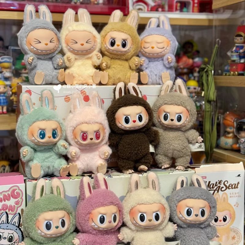 Réplica de alta calidad de caja ciega Labubu, llavero Labubu, decoración de mochila, juguetes Kawaii para niños, regalo sorpresa de Navidad, caja misteriosa